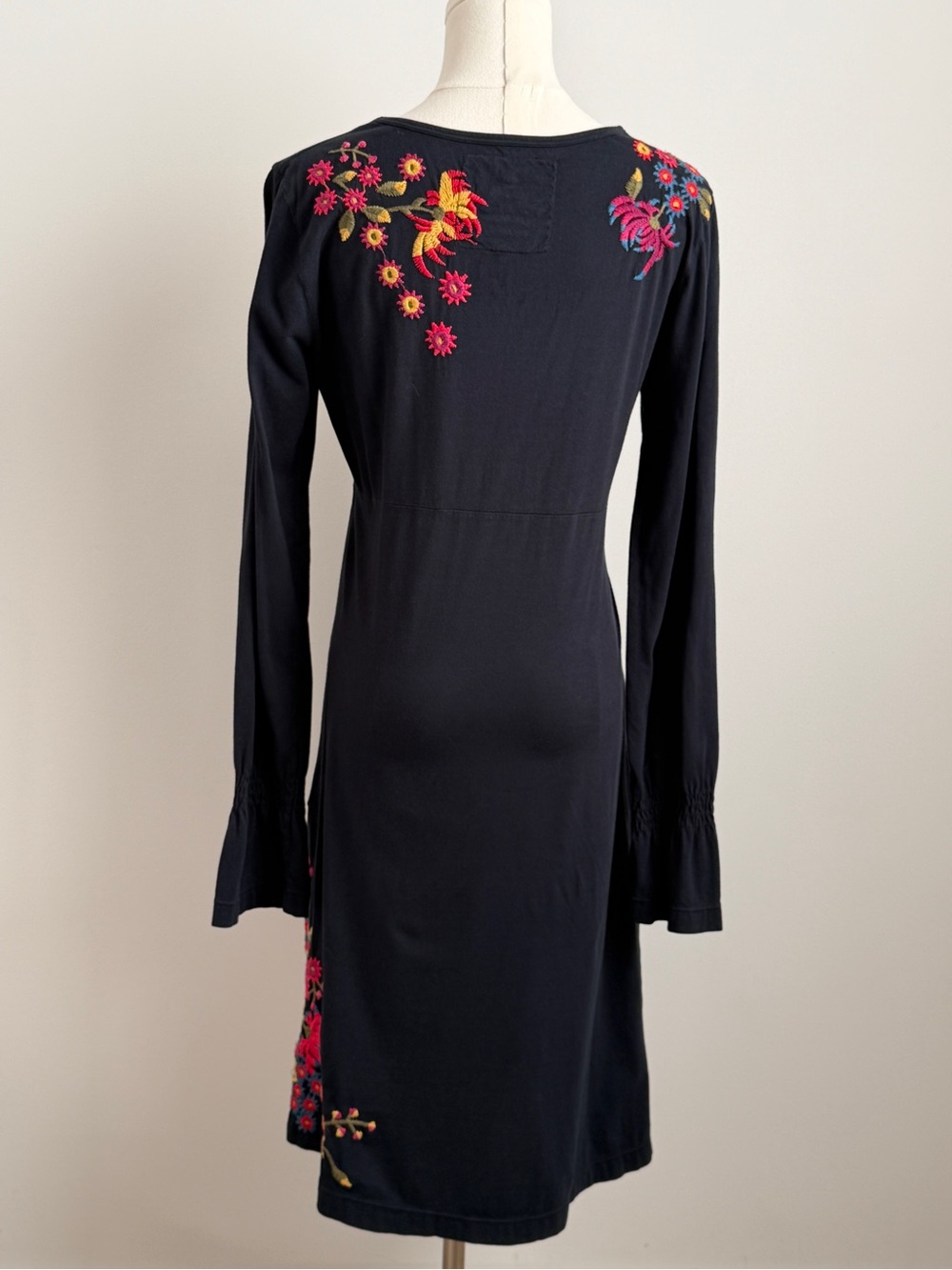Johnny Was Black Embroidered V-Neck Smocked Cotton Midi Dress Size M - Picture 6 of 14